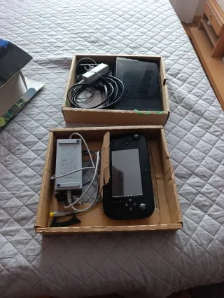 Nintendo Wii U Mario Kart 8 + Splatoon Premium Pac