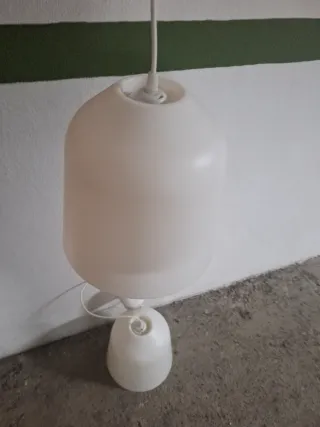 Lote 2 lámparas colgantes blancas