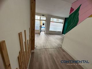 Local comercial en venta en Pumarín en Gijón