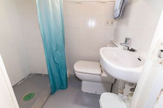 Local comercial en venta en Sants-Badal en Barcelona