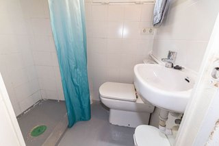 Local comercial en venta en Sants-Badal en Barcelona