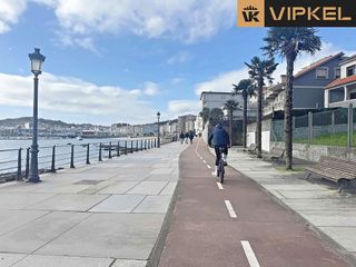 Garaje en venta en Ribeira