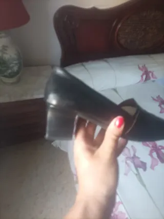 Zapatos de piel mujer tacón bajo