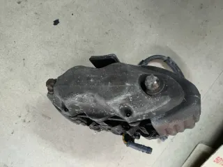 Pinzas Brembo 4 pistones