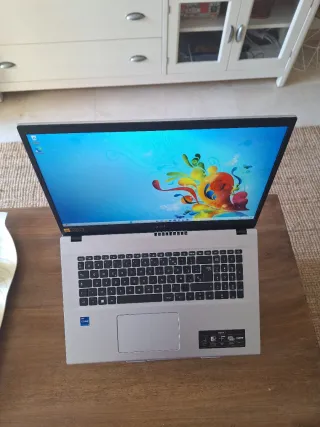 Portátil NUEVO 17" ACER i7 1255 +maletín 16GB