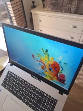 Portátil NUEVO 17" ACER i7 1255 +maletín 16GB