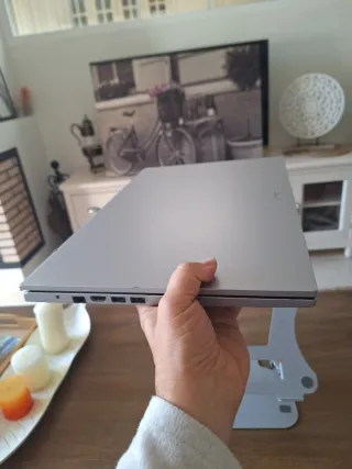Portátil NUEVO 17" ACER i7 1255 +maletín 16GB