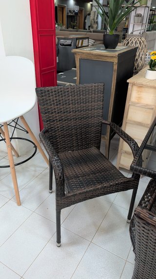 Mesa y 4 sillas terraza ratán 99€