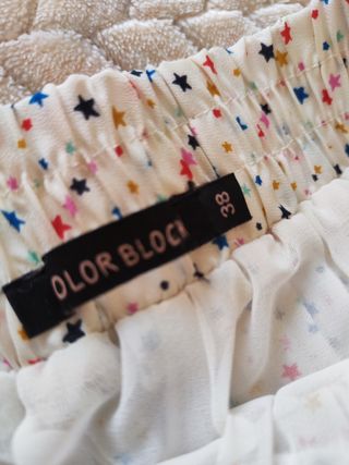 Falda larga plisada con estrellas