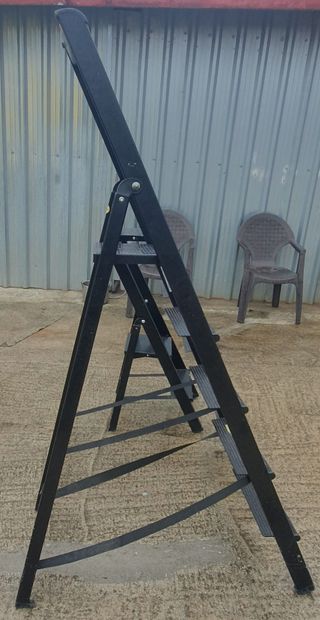 ESCALERA DE TIJERA FUERTES