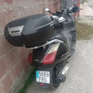 Maxi Scooter Atlantic Negra