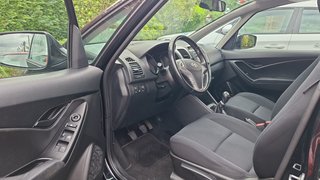 Hyundai ix20 2014, negro, en buen estado