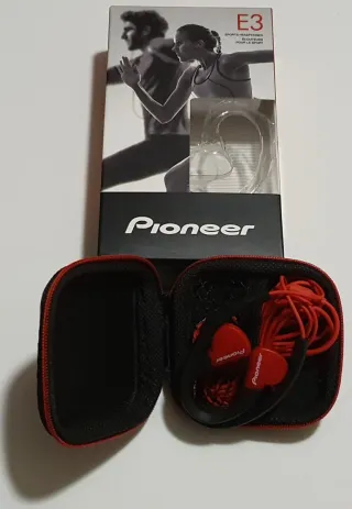 Auriculares Pioneer IPX2 Nuevos + Funda A Juego
