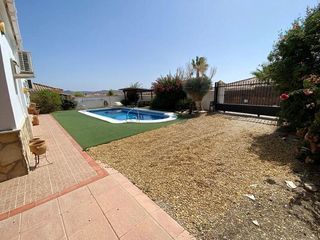 Chalet en venta en Zurgena