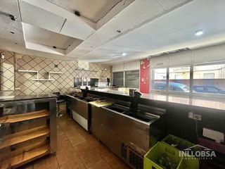 Local comercial en venta en Plaça Catalunya en Manresa