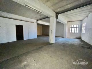 Local comercial en venta en Plaça Catalunya en Manresa