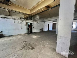 Local comercial en venta en Plaça Catalunya en Manresa