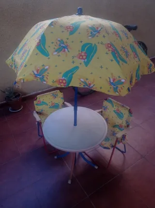 Conjunto mesa y sillas camping infantil