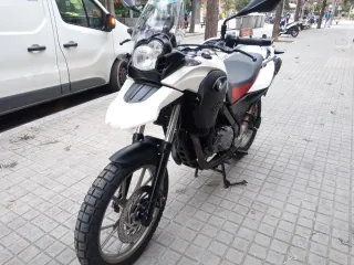 BMW G650GS con 1 año garantía
