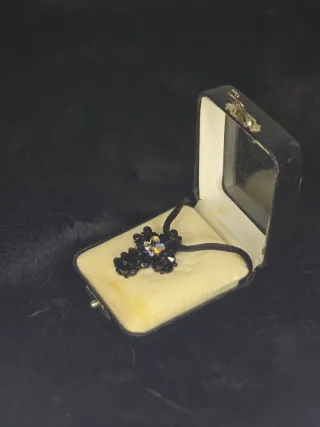 Colgante Cruz Bisutería Negra