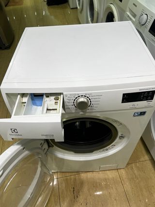 Lavadora Secadora Electrolux Capacidad 7/5 KG