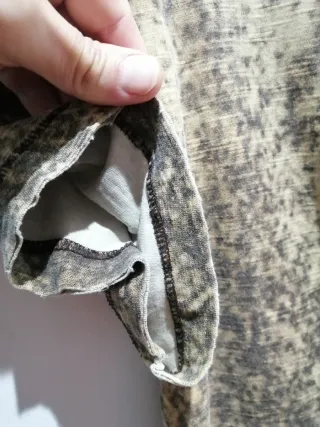 Camiseta estampado psicodélico.  Co2.