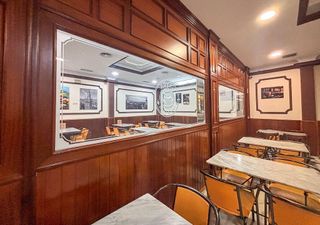 Local comercial en venta en Camas