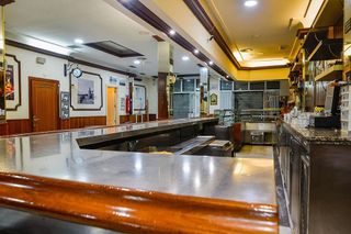 Local comercial en venta en Camas