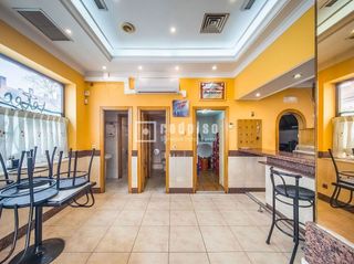 Local comercial en venta en Valderas - Los Castillos en Alcorcón