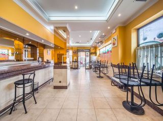 Local comercial en venta en Valderas - Los Castillos en Alcorcón