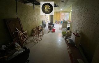 Local comercial en venta en Hospital en Jaén