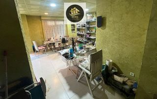 Local comercial en venta en Hospital en Jaén