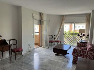 Piso en alquiler en El Mayorazgo - El Limonar en Málaga