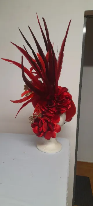 Tocado Fantasía Rojo y Dorado