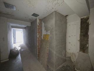 Oficina en venta en Puerto Chico en Santander