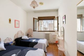 Edificio en venta en Baza