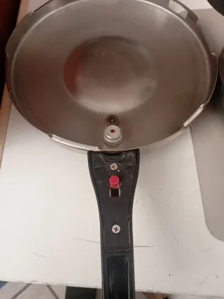 Olla a presión Magefesa