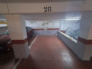 Garaje en alquiler en Lucero en Madrid