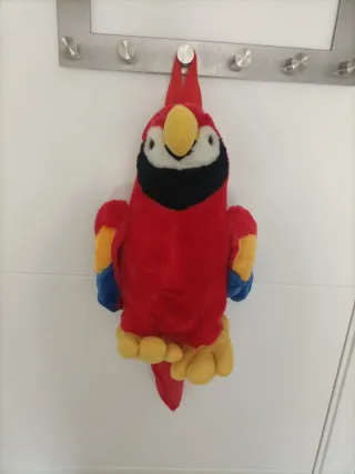 Mochila loro peluche