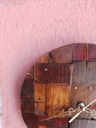 Orologio da parete vintage in legno