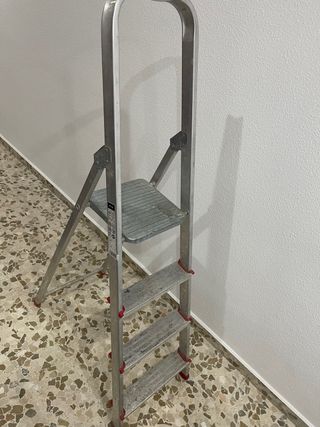 Escalera aluminio 3 peldaños