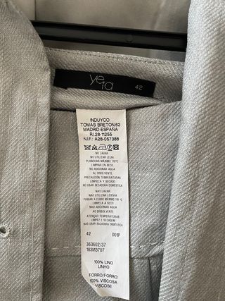 Conjunto de chaqueta gris para mujer