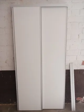 Puertas correderas blancas