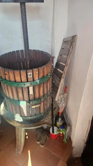 Torchio manuale con attrezzatura