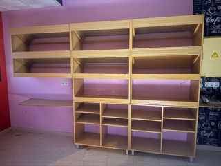 Mueble expositor madera