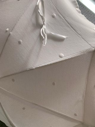 Ombrello in piqué bianco con topi