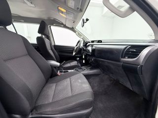 Toyota Hilux 2.4 D-4D Cabina Doble GX