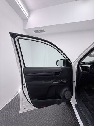 Toyota Hilux 2.4 D-4D Cabina Doble GX