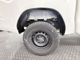 Toyota Hilux 2.4 D-4D Cabina Doble GX