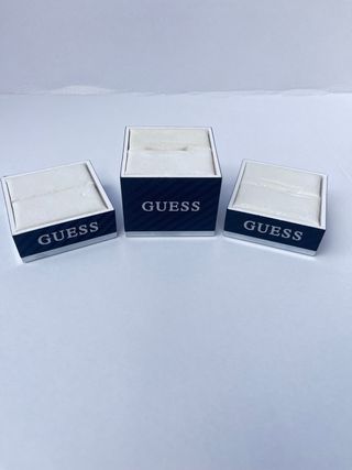 Expositores Guess Anillos Negro/Plata